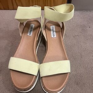 Steve Madden sandals